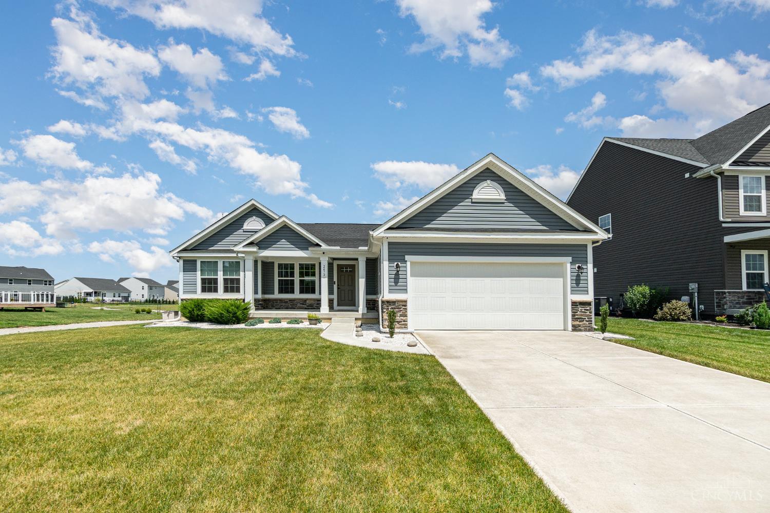 Photo of 2472 Streamside Dr, Batavia Twp, OH 45103