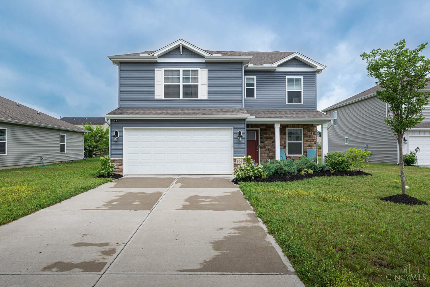 Photo of 909 Third St, Trenton, OH 45067