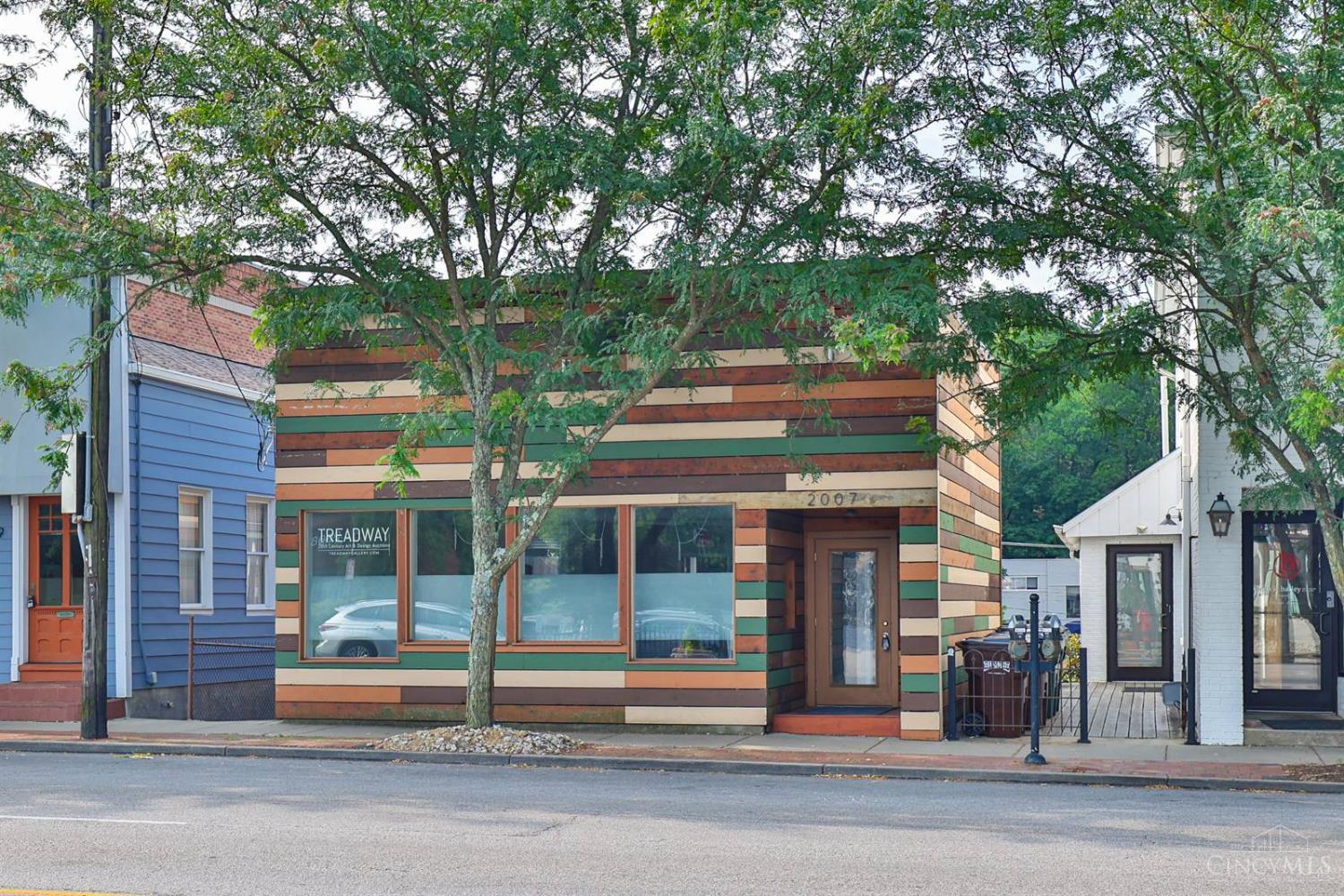 Photo of 2007 Madison Rd, Cincinnati, OH 45208