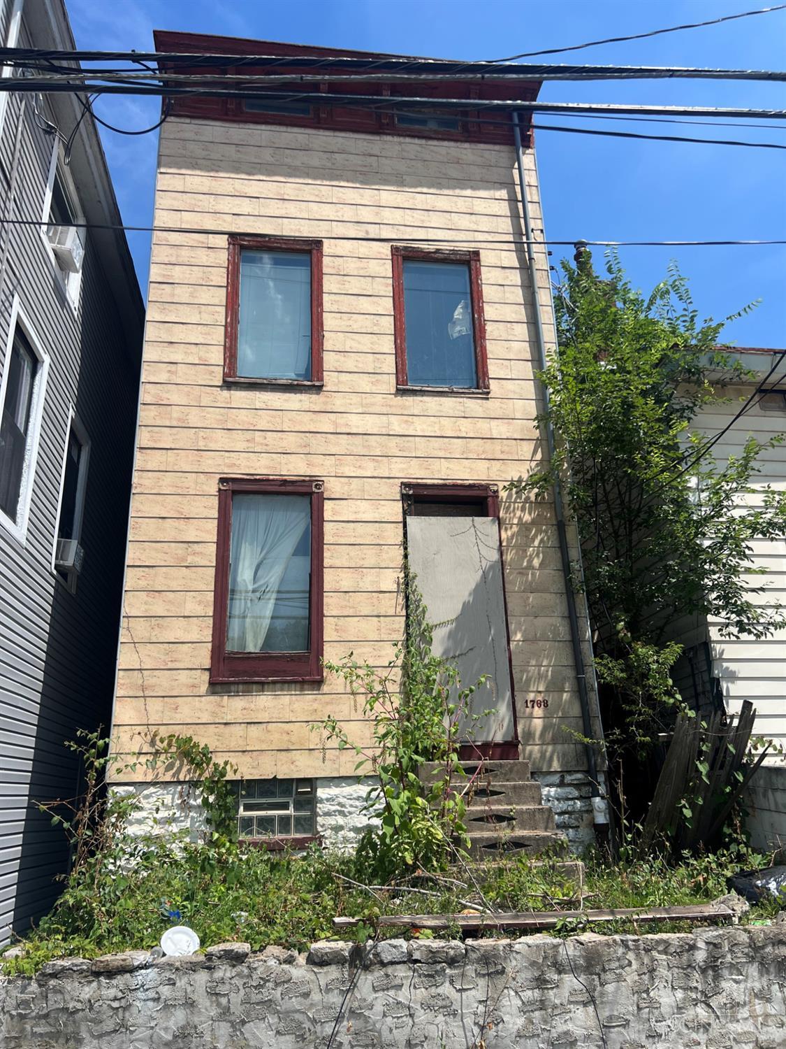 Photo of 1768 Queen City Avenue, Cincinnati, OH 45214