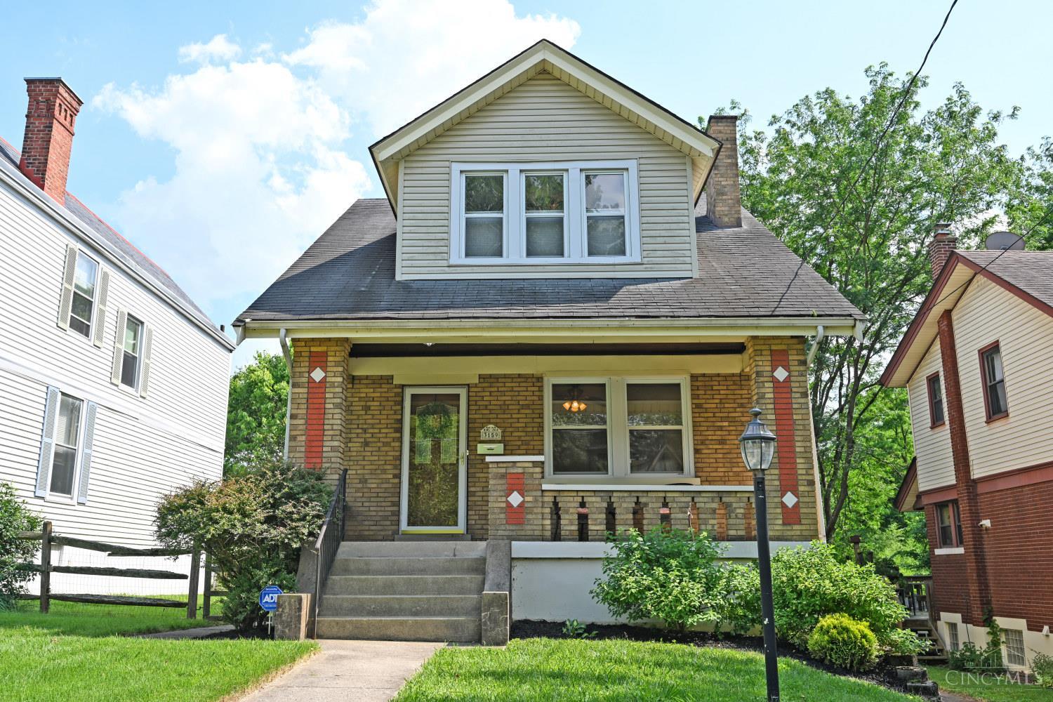Photo of 3159 Daytona Ave, Cincinnati, OH 45211