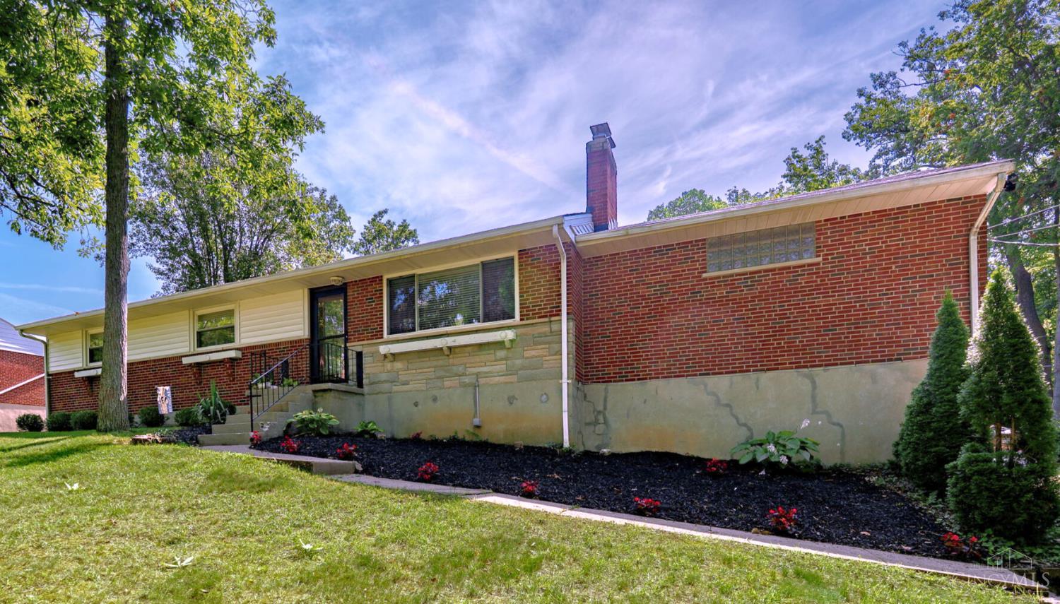 Photo of 11934 Snider Rd, Symmes Twp, OH 45249