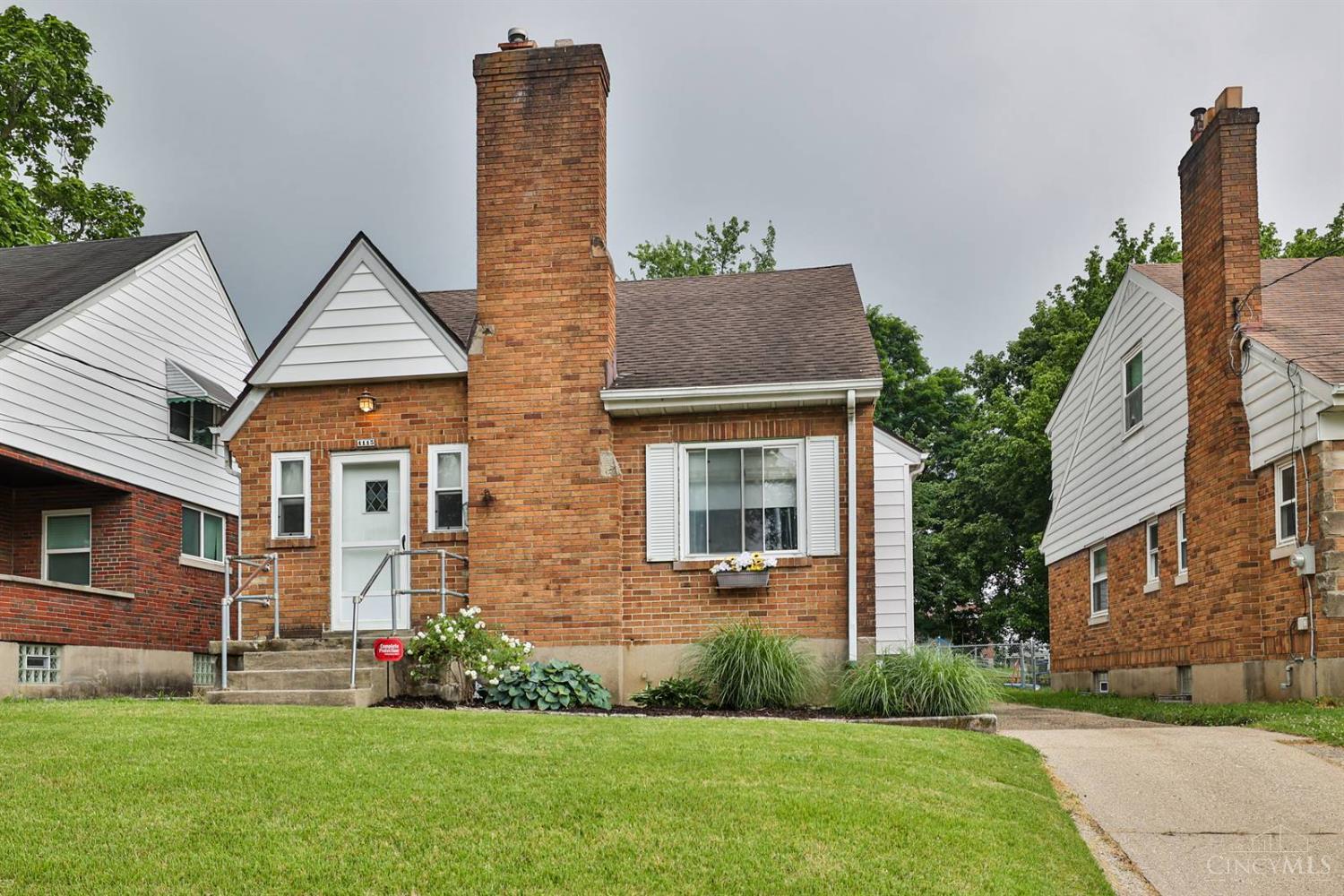 Photo of 4115 West Ct, Cheviot, OH 45211
