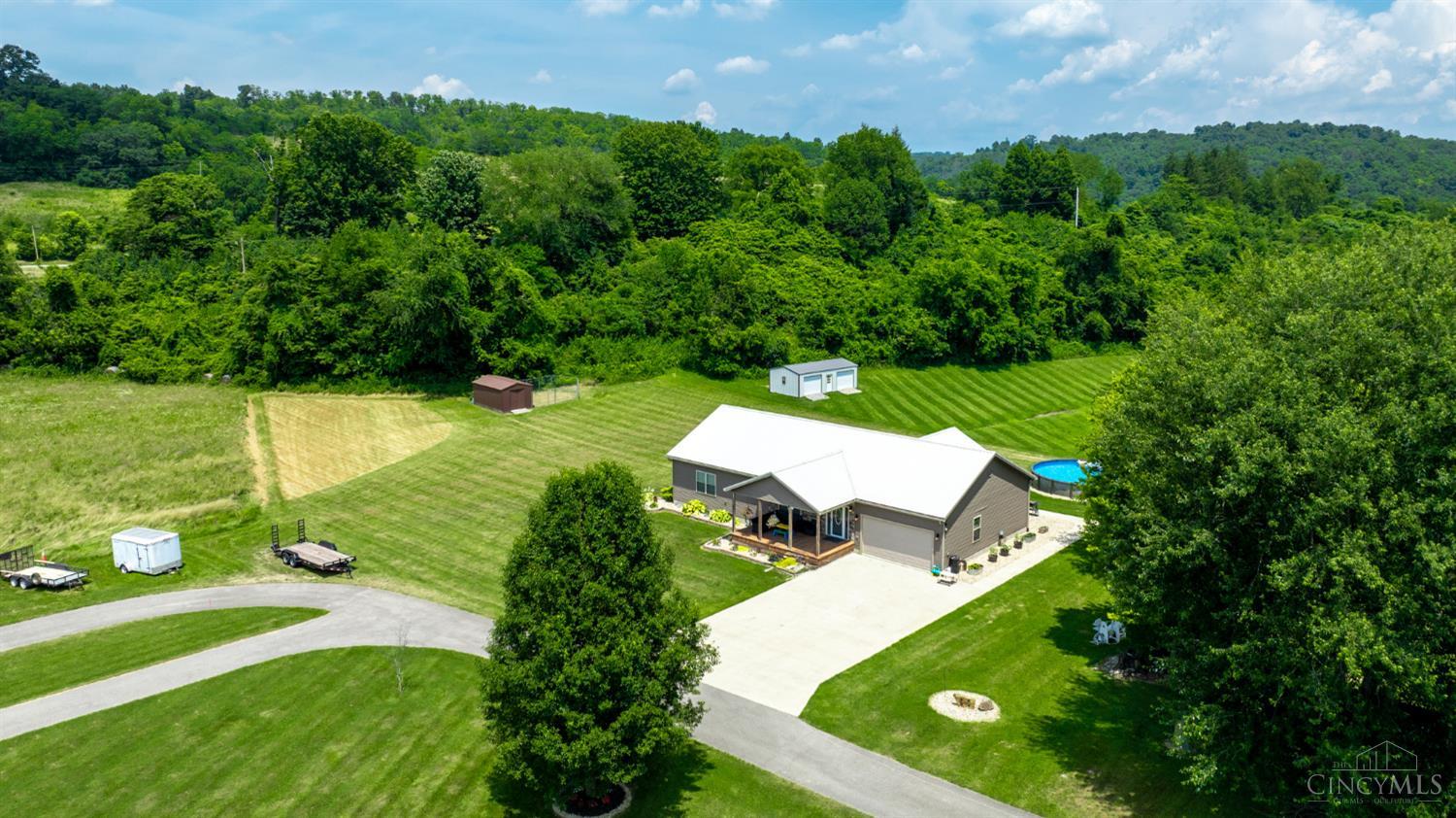 Photo of 43 Ryland Ln, Manchester, OH 45144