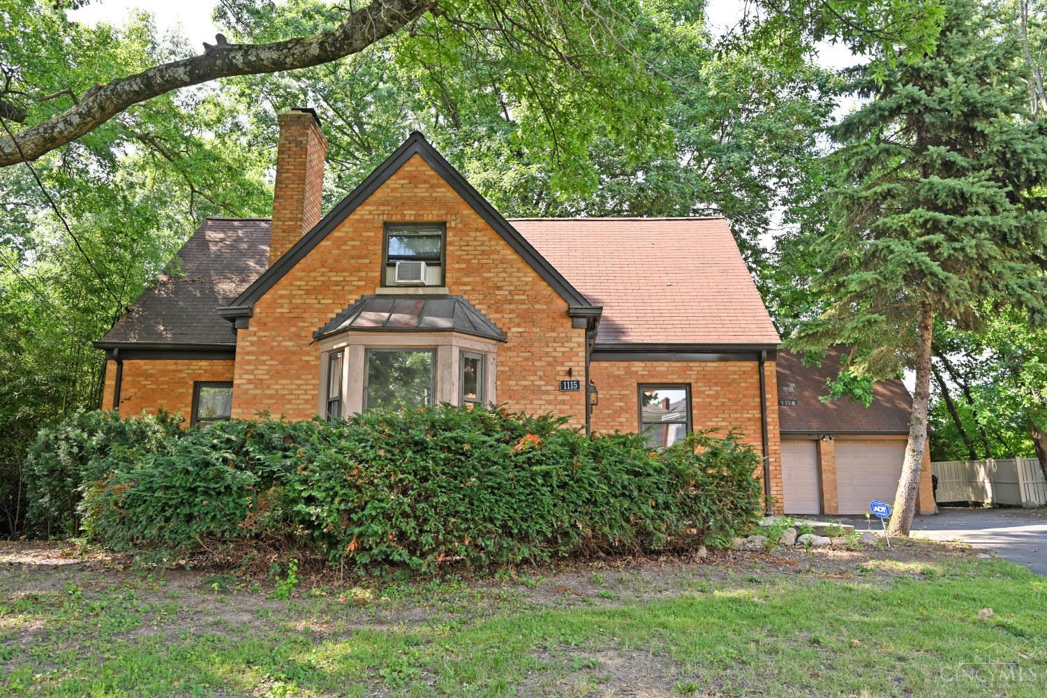 Photo of 1115 Benz Ave, Cincinnati, OH 45238