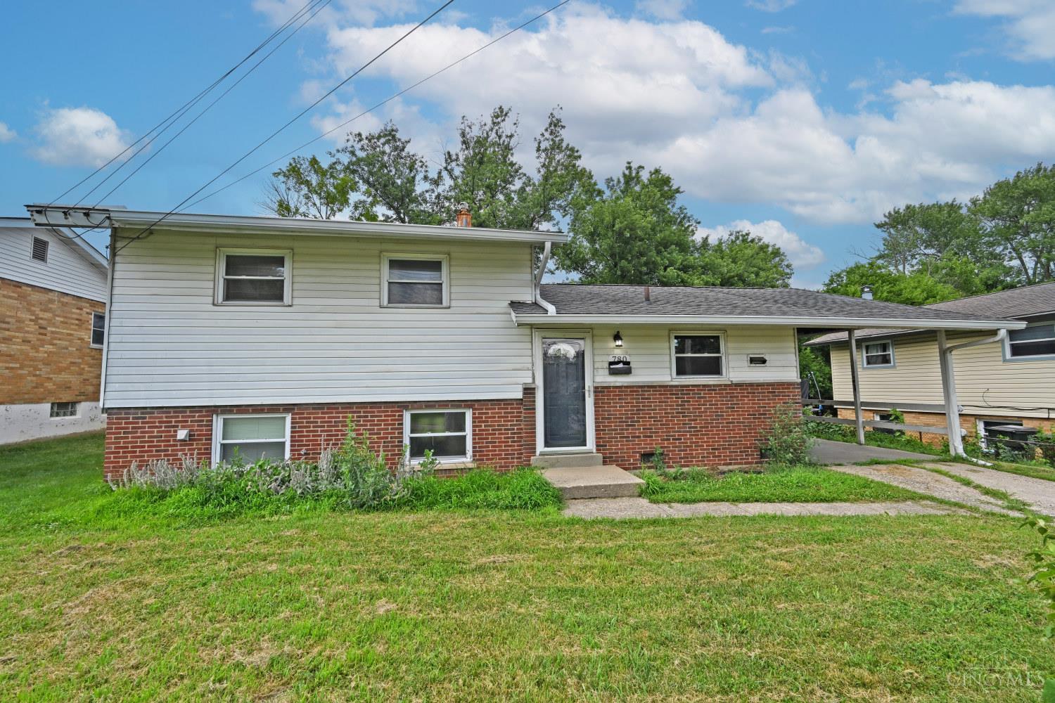 Photo of 780 Fairborn Road, Forest Park, OH 45240