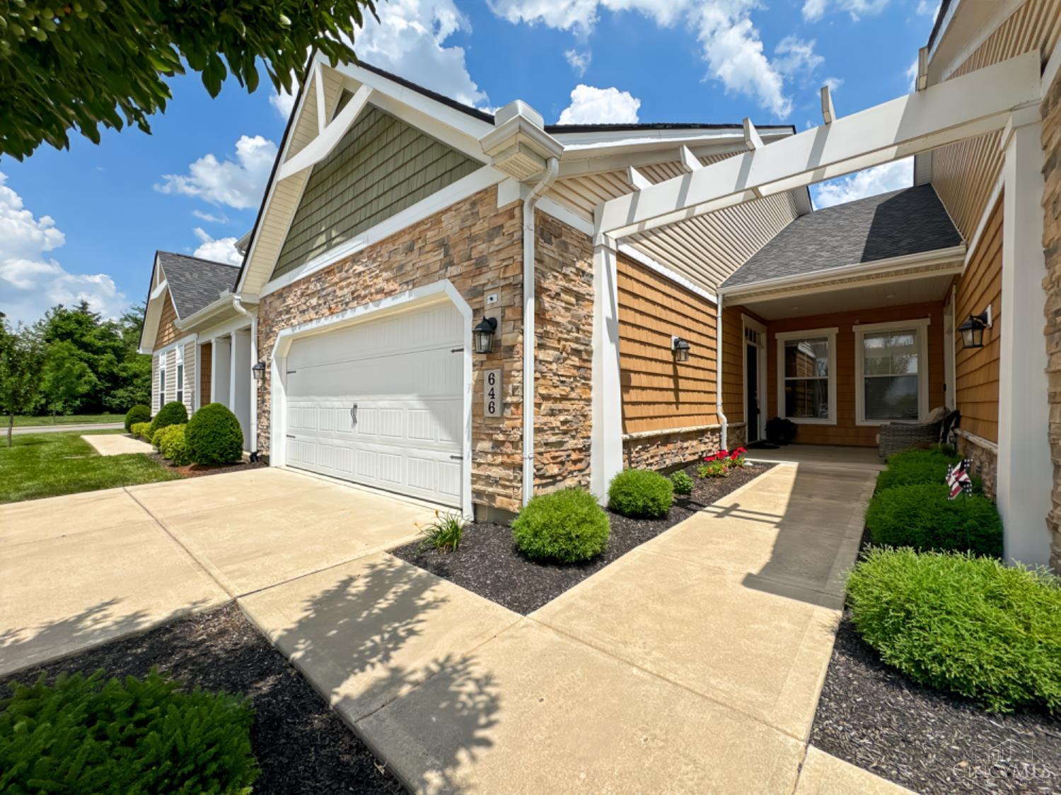 Photo of 646 Coral Ct, Beavercreek, OH 45430