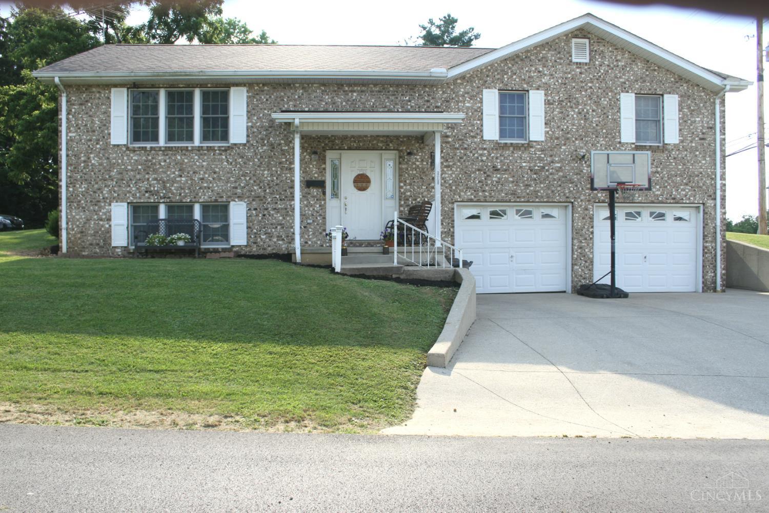 Photo of 101 S Mound St, West Union, OH 45693