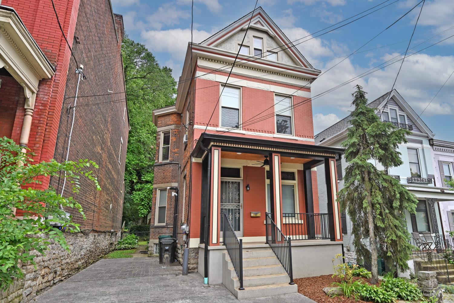 Photo of 133 Parker St, Cincinnati, OH 45219