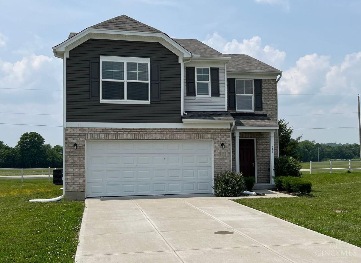 Photo of 821 Prescot Circle, Trenton, OH 45067