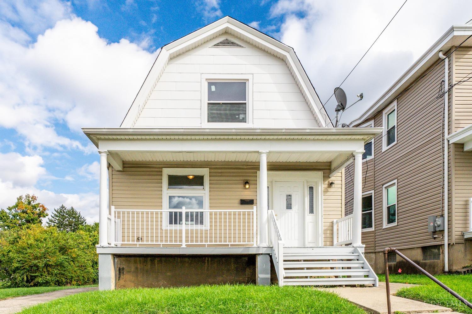 Photo of 3554 Woodburn Ave, Cincinnati, OH 45207