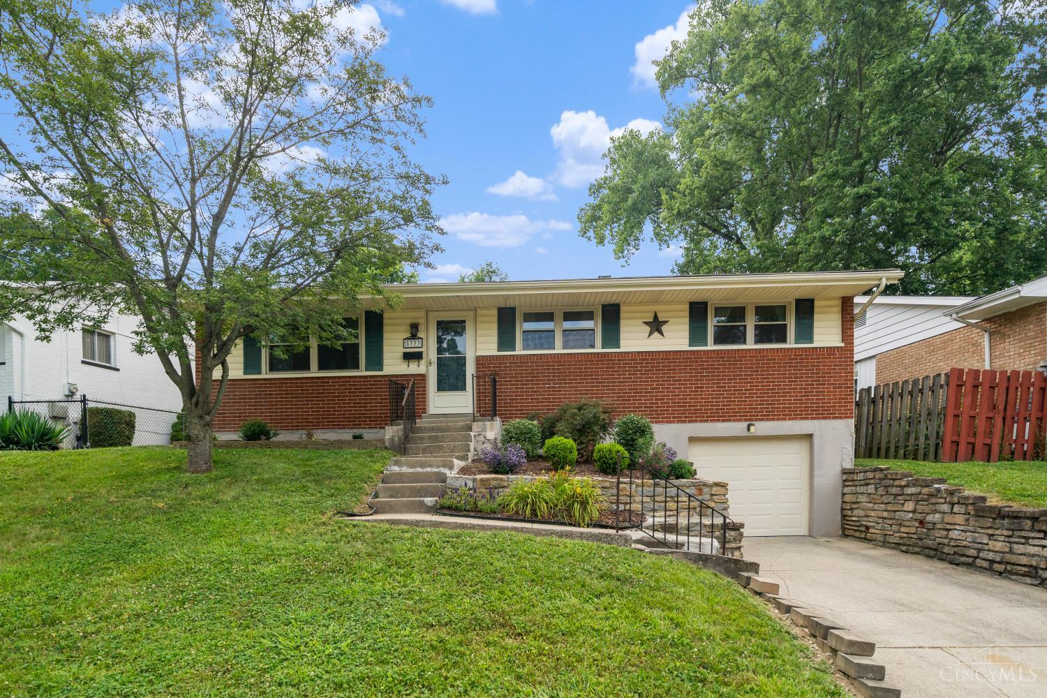 Photo of 5333 Briarhill Drive, Delhi Twp, OH 45238