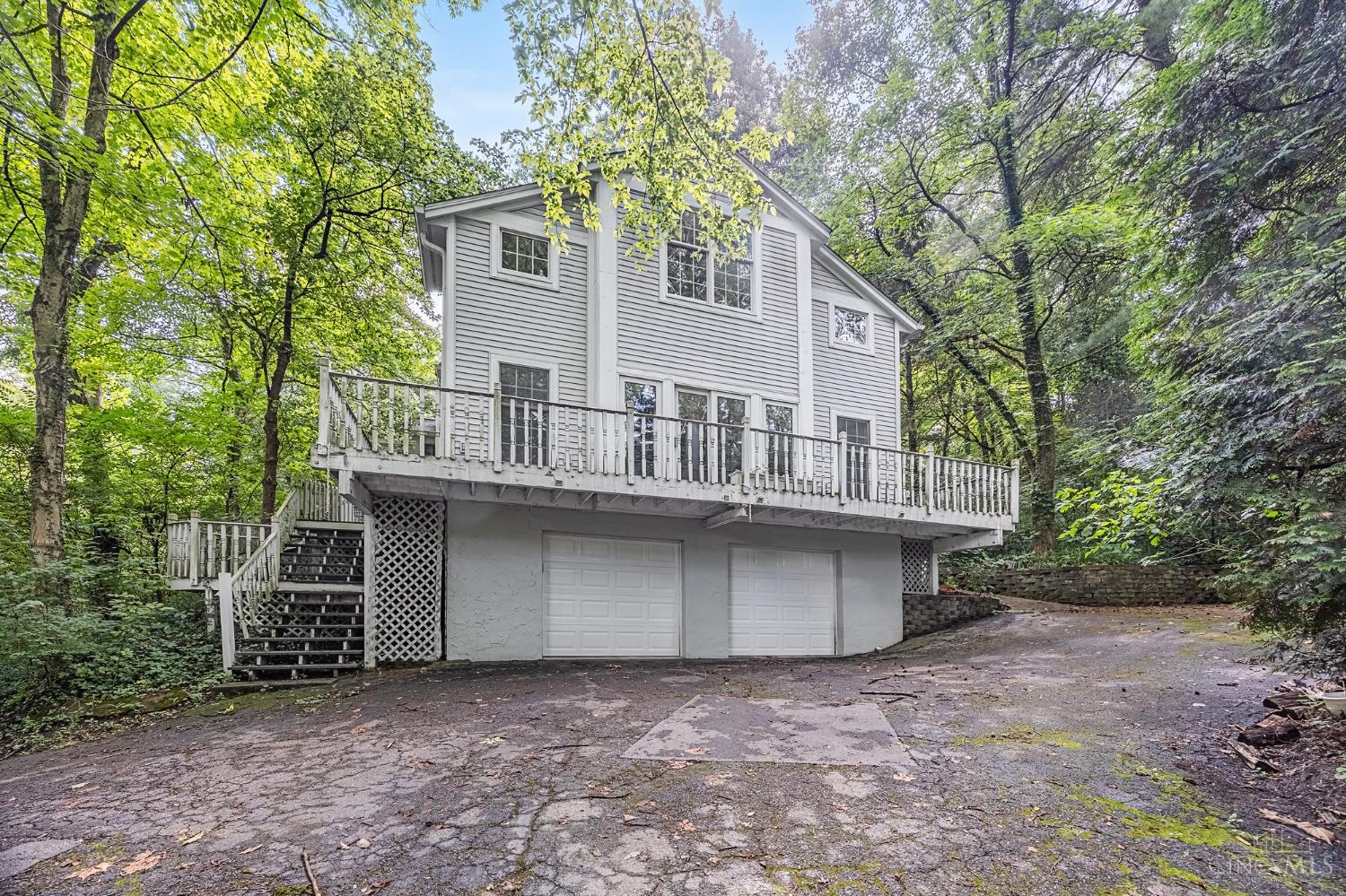 Photo of 1588 Moon Valley Lane, Anderson Twp, OH 45230