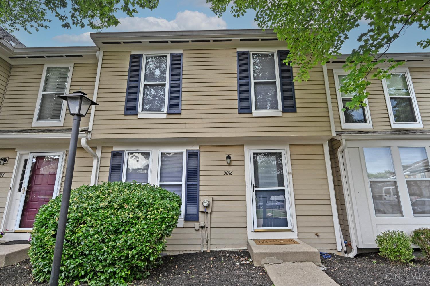 Photo of 3016 Stratford Court, Loveland, OH 45140
