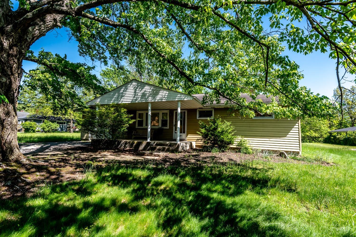 Photo of 800 Florence Avenue, Loveland, OH 45140