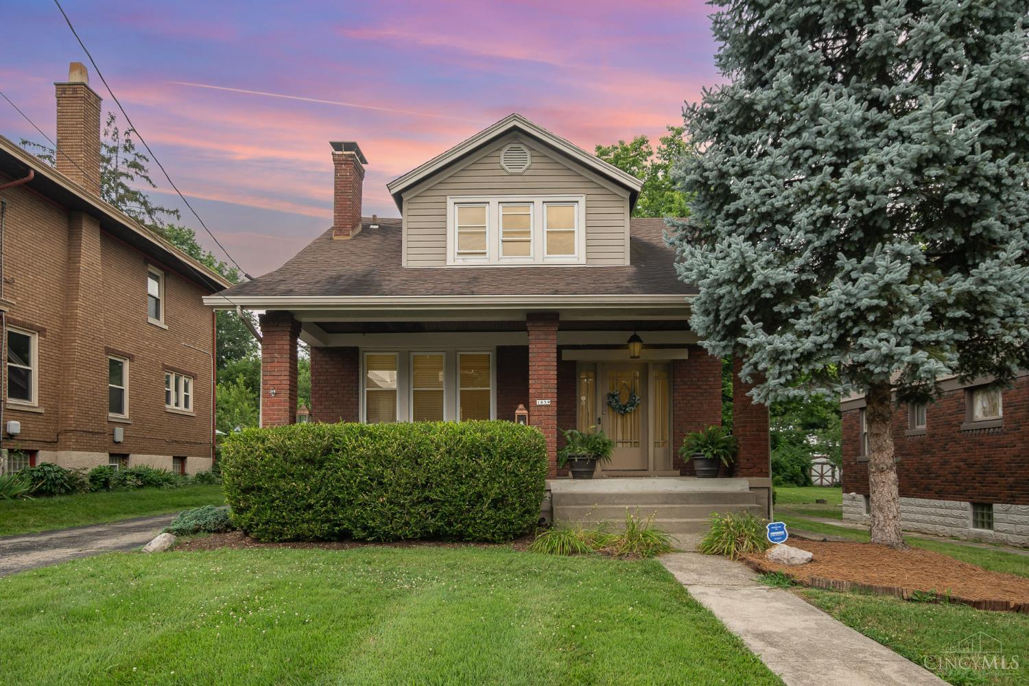 Photo of 1059 Coronado Avenue, Cincinnati, OH 45238