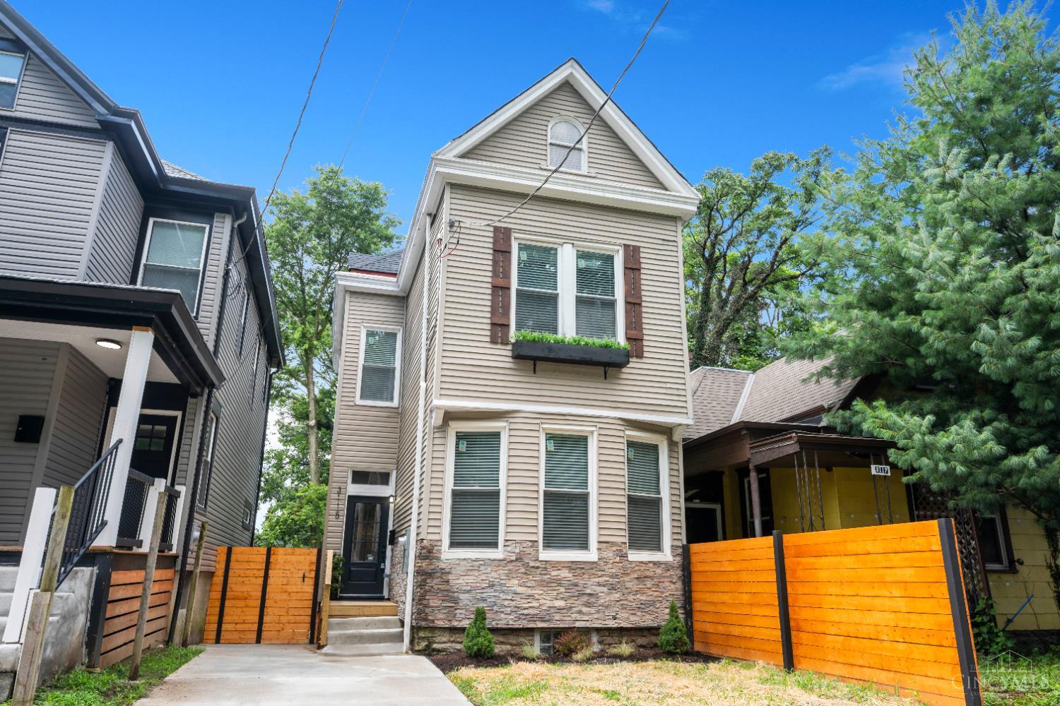 Photo of 3115 Harvard Avenue, Cincinnati, OH 45207