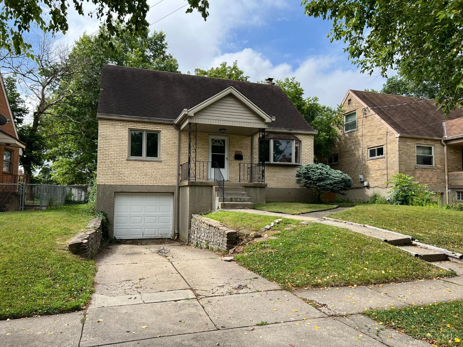 Photo of 1758 Tuxworth Avenue, Cincinnati, OH 45238