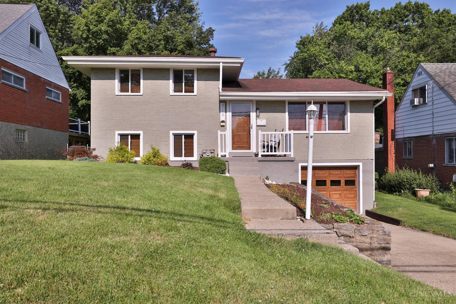 Photo of 319 Pedretti Avenue, Cincinnati, OH 45238