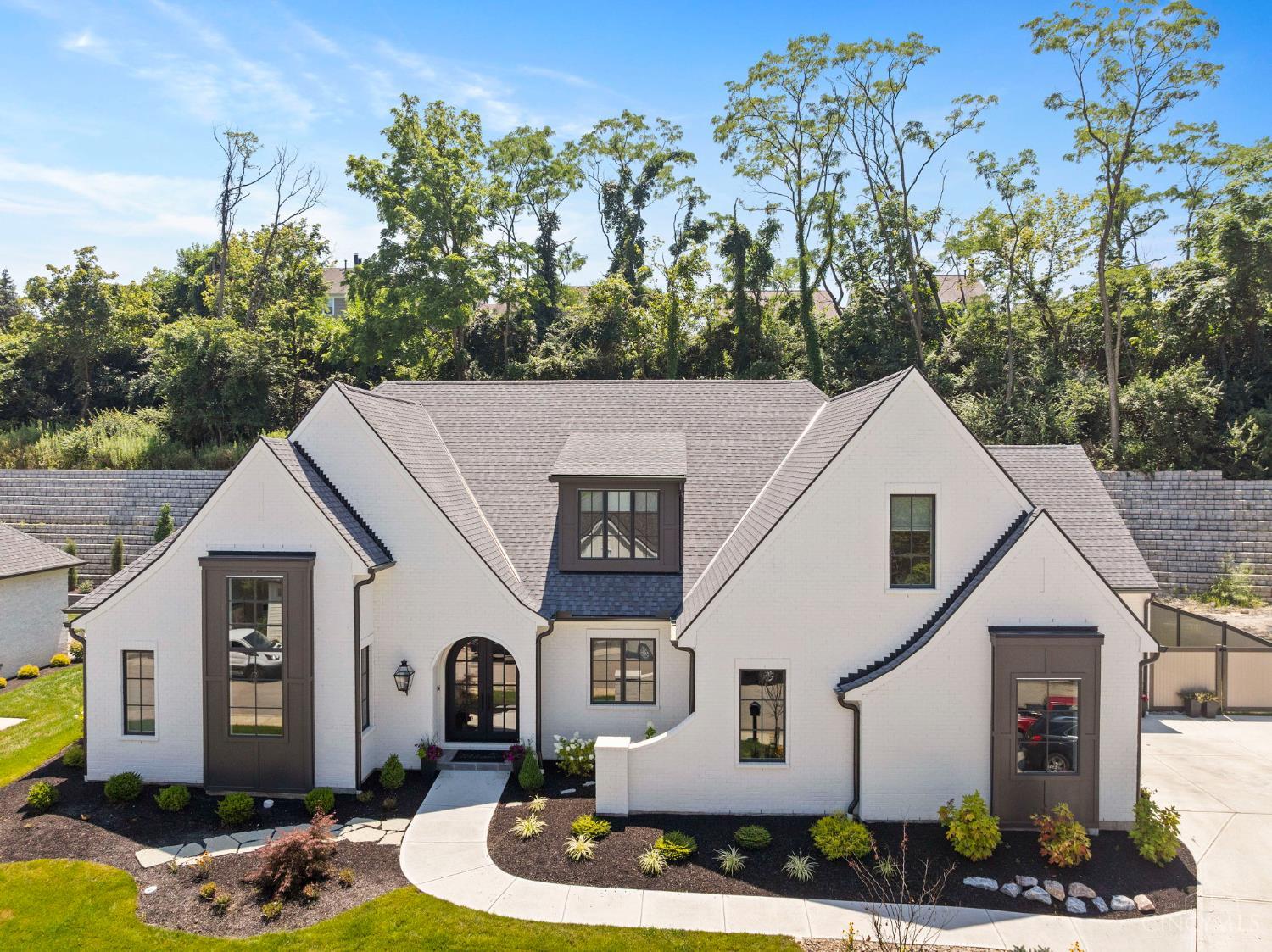 Photo of 5805 Hickory Court, Madeira, OH 45243