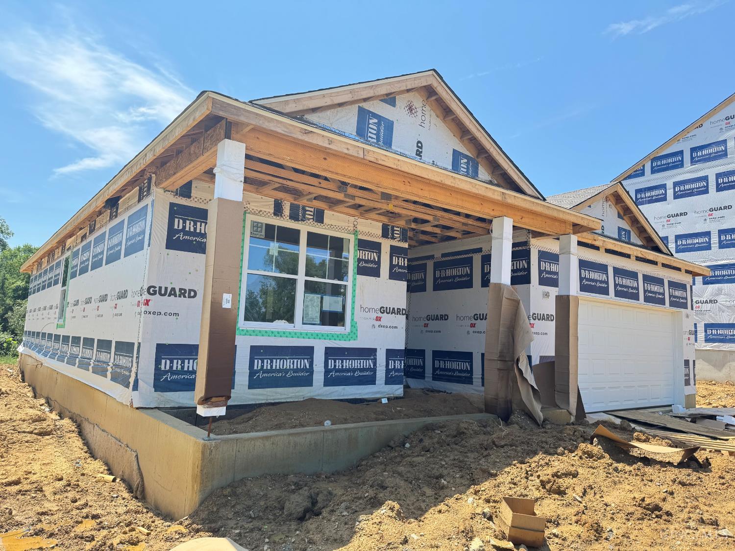 Photo of 106 Woodcreek Lane, New Richmond, OH 45157