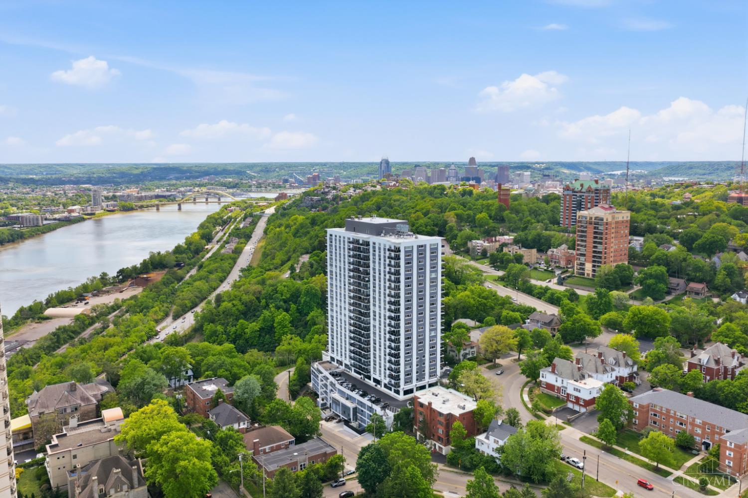 2200 Victory Parkway Cincinnati OH 45206 - MLS# 1877656