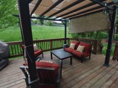 Deck with pergola
