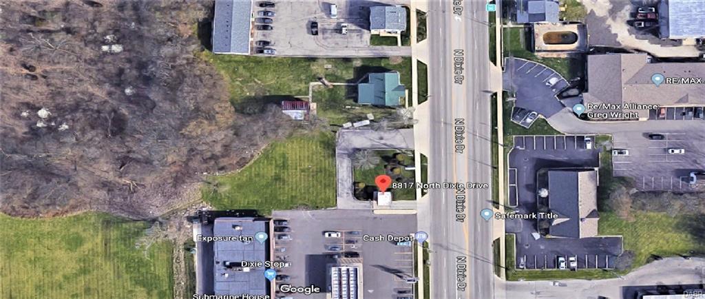 8817 Dixie DR