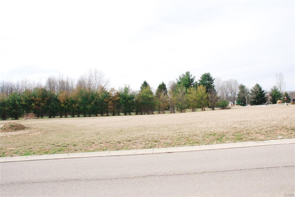 5493 Wellesley TRL