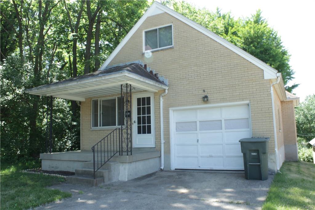 859 Kolping AVE