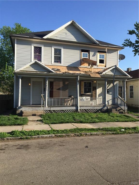 2704 2nd ST