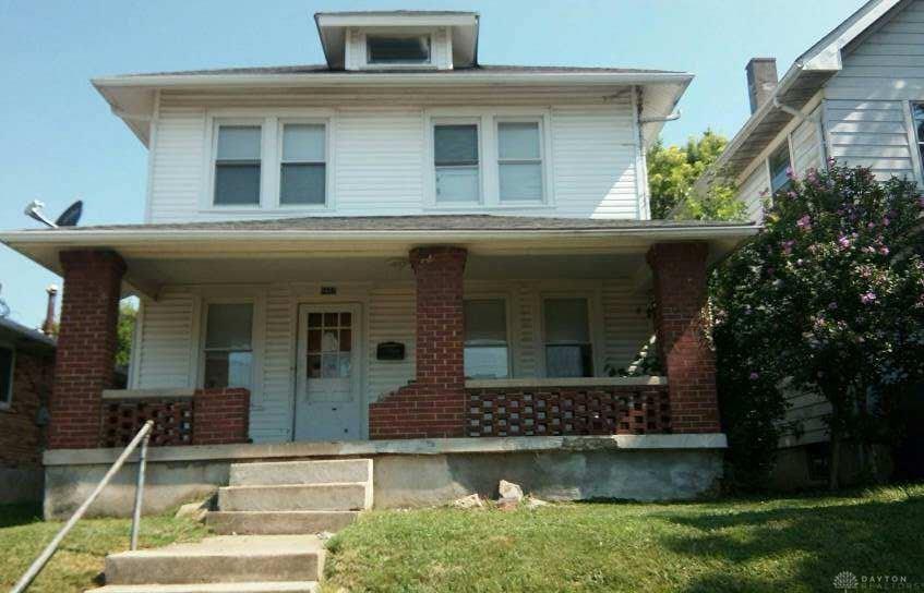 1653 Huffman AVE