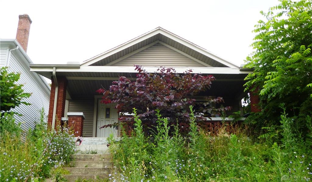 916 Linden AVE