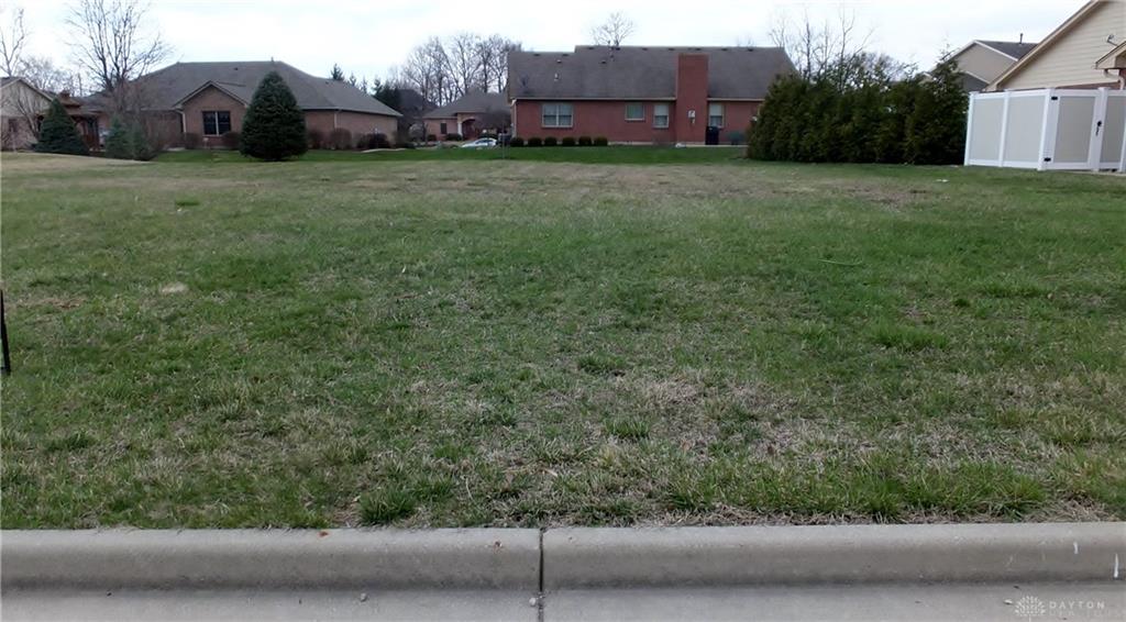 802 Kimmel Trl BROOKVILLE OH