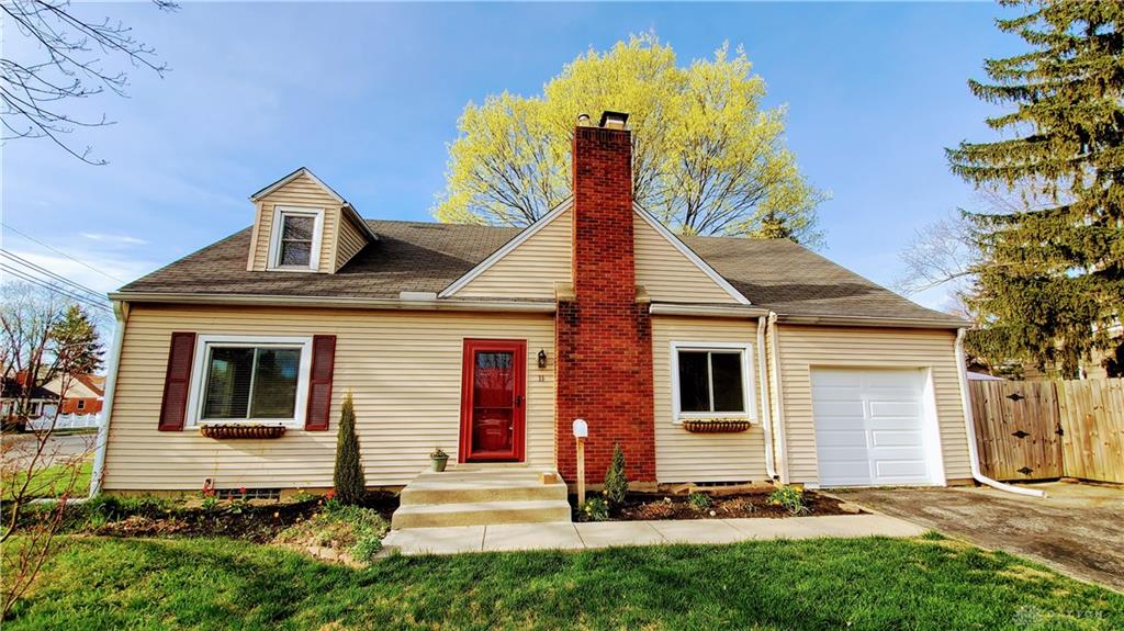 11 Carrlands DR KETTERING OH