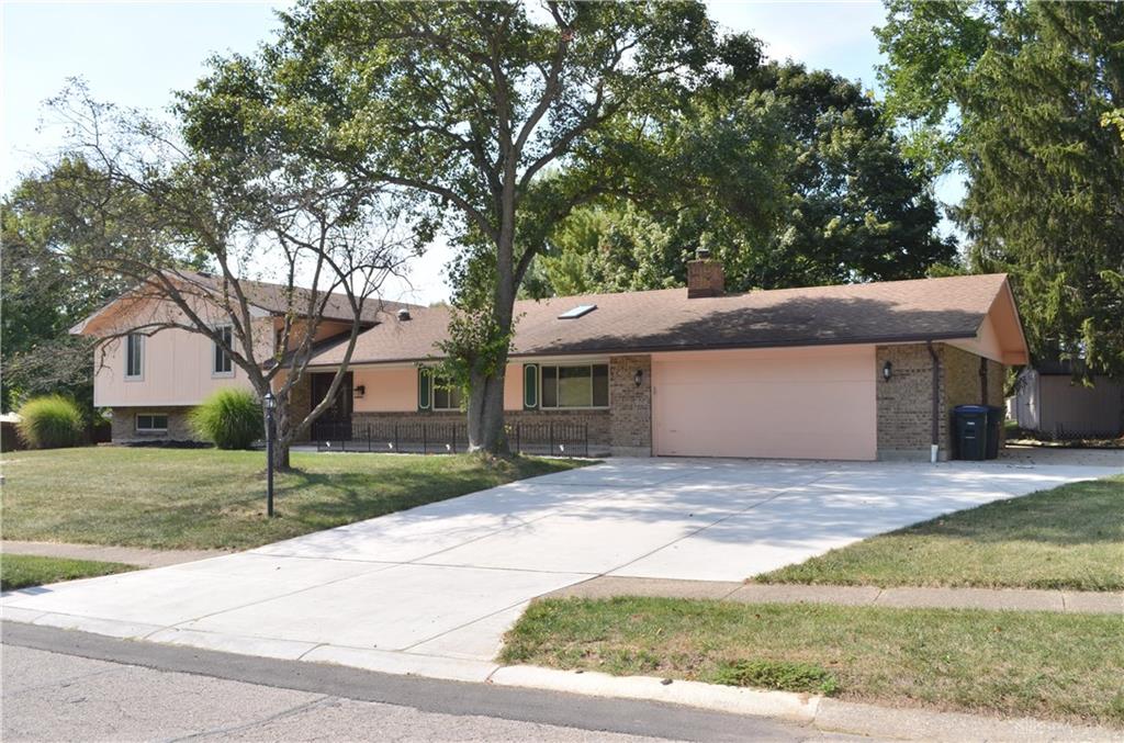 7680 John Elwood DR CENTERVILLE OH