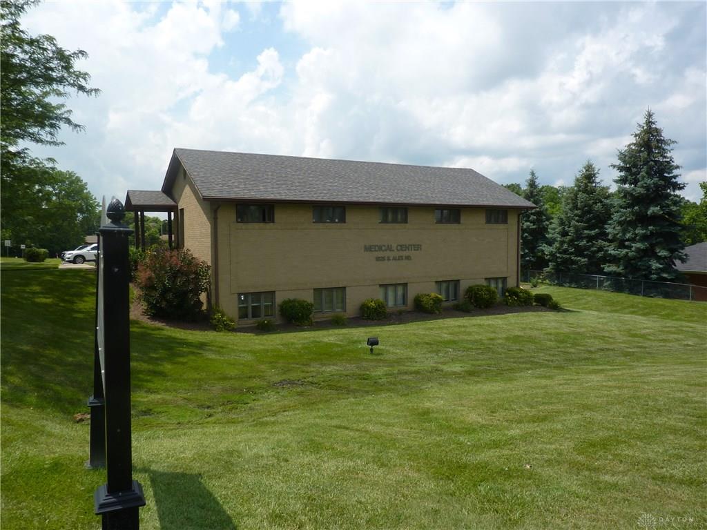 1625 Alex RD DAYTON OH