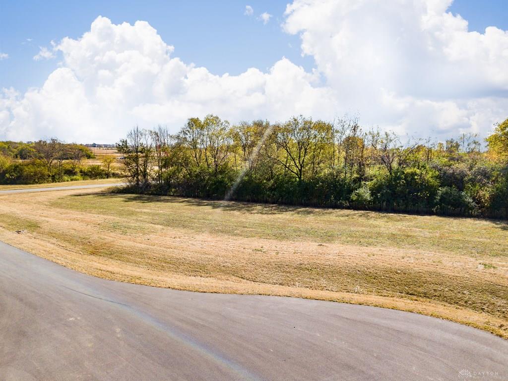 2433 Presley CT CLEARCREEKTOWNSHIP OH