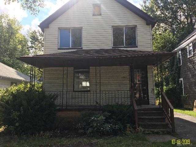 15910 Huntmere CLEVELAND OH
