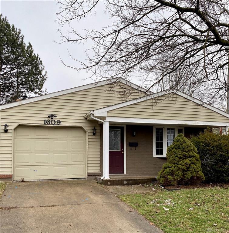 1609 Greenwood CT MIDDLETOWN OH