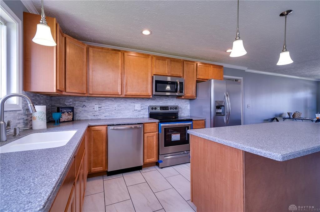 5953 Farmers B MARTINSVILLE OH