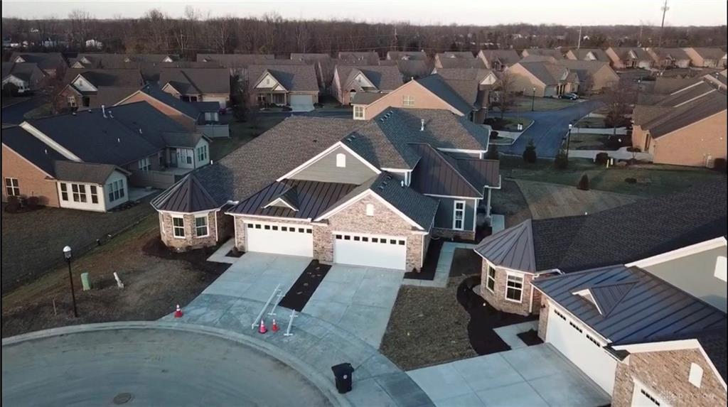 9460 Banyan CT CENTERVILLE OH