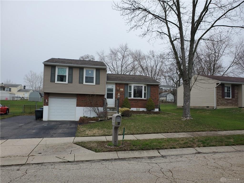117 Schloss LN MORAINE OH
