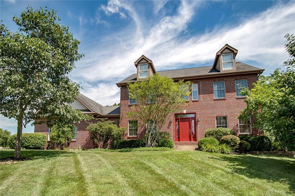 2580 Colonial PKWY BEAVERCREEK OH