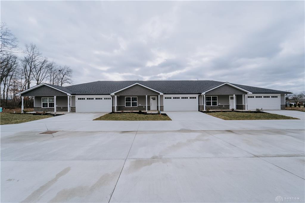 Photo of 4530 Ridgewood RD, MOOREFIELD, OH 45503