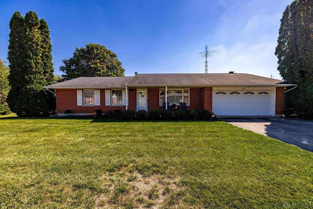 Photo of 209 Eaton AVE, EATON, OH 45320