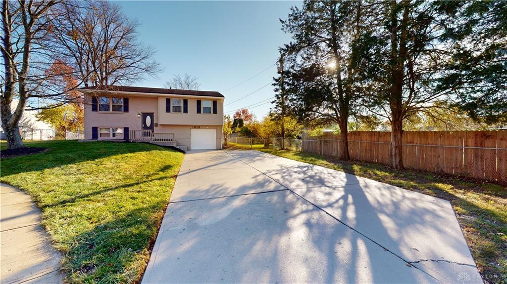Photo of 1813 Lincrest DR, CINCINNATI, OH 45240
