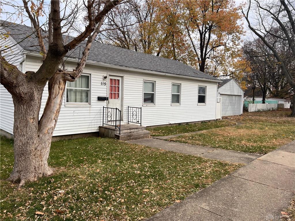 Photo of 115 Mclaughlin AVE, FAIRBORN, OH 45324