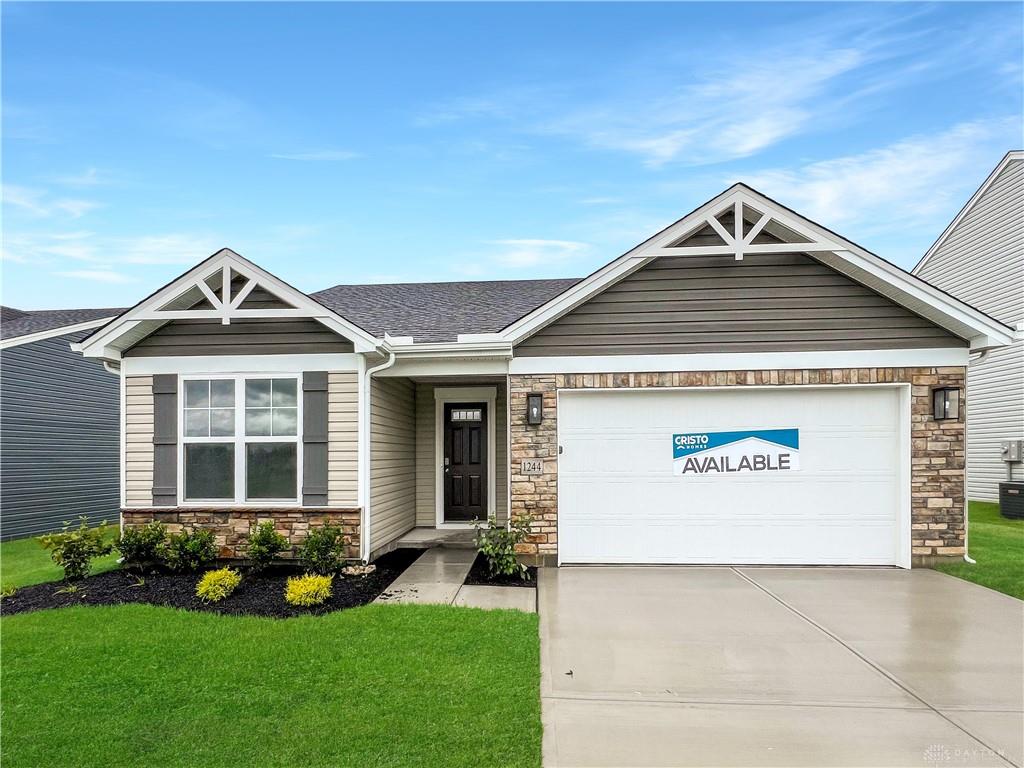 Photo of 1244 Timber Glen DR, WILMINGTON, OH 45177