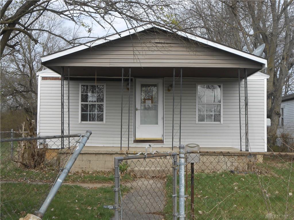 Photo of 730 Dixie AVE, TROY, OH 45373